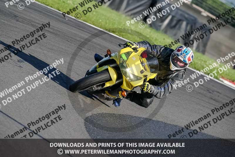 donington no limits trackday;donington park photographs;donington trackday photographs;no limits trackdays;peter wileman photography;trackday digital images;trackday photos